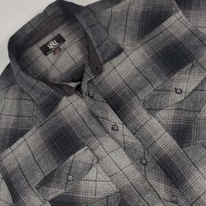 Rock & Republic Black and Gray Cotton‎ Flannel Plaid Long Sleeve Mens Shirt XL